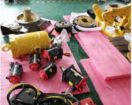 發(fā)那科機(jī)器人R-2000iC本體拆機(jī)件銷售：電機(jī)、減速器、平衡缸……